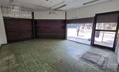 Local en ALQUILER - Esquina 27 de Abril y General Paz