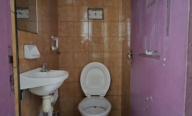 Local en ALQUILER - Esquina 27 de Abril y General Paz