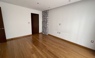 Casa en Bosque Real-Oportunidad de inversión!! con doble filtro de seguridad