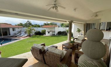 Casa en Burgos Cuernavaca con seguridad 24/7, alberca y excelentes espacios