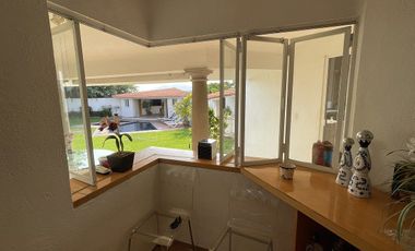 Casa en Burgos Cuernavaca con seguridad 24/7, alberca y excelentes espacios
