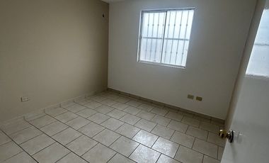 Ofrezco casa en venta en Misión de los Olivos en Apodaca