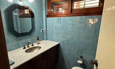 Excelente Casa chalet en Wilde centro - 277 m2 cubiertos.