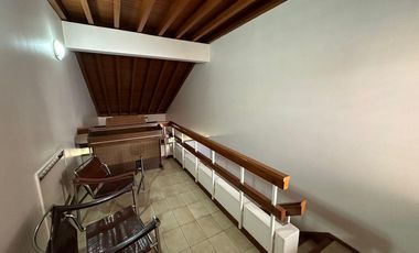 Excelente Casa chalet en Wilde centro - 277 m2 cubiertos.