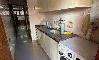 Excelente Casa chalet en Wilde centro - 277 m2 cubiertos.