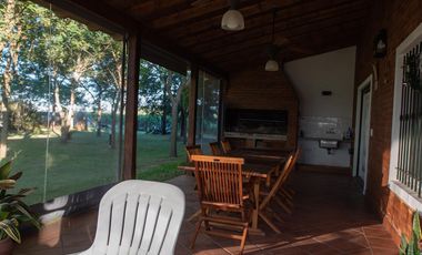 Chacra de 7 hectáreas con importantes mejoras