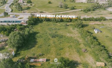 Fracción sobre Av Sabattini a metros de Ruta E53