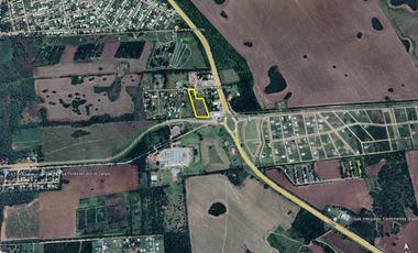 Fracción sobre Av Sabattini a metros de Ruta E53