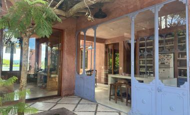 Venta Casa DE DISEÑO 6 Amb a La Laguna Barrio San Benito Villanueva Tigre