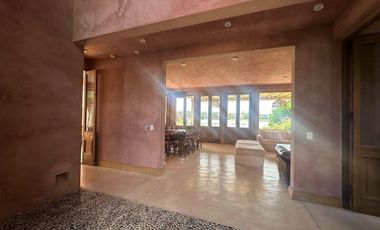 Venta Casa DE DISEÑO 6 Amb a La Laguna Barrio San Benito Villanueva Tigre