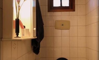 Retasada - Casa de 5 Ambientes - Vivienda o Uso Comercial - San Martín Centro