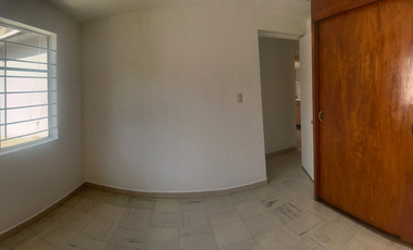 Renta Excelente departamento Duplex, tranquilo y arbolado en Villacoapa,