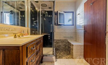 Casa en venta en La Lucila