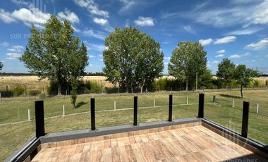 Casa en  La Magdalena - Canning