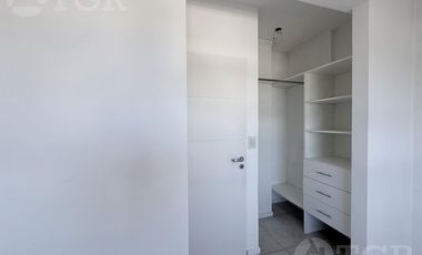 Departamento en venta en Banfield con cochera y amenities