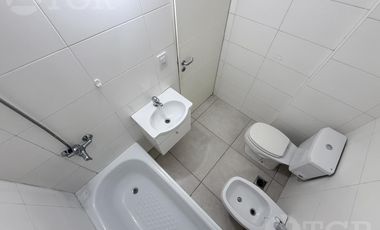 Departamento en venta en Banfield con cochera y amenities