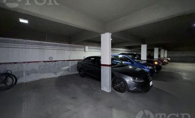 Departamento en venta en Banfield con cochera y amenities