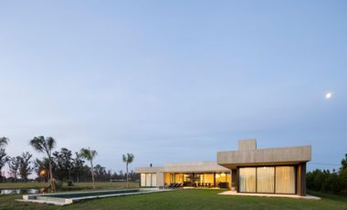 Casa en Oliveros