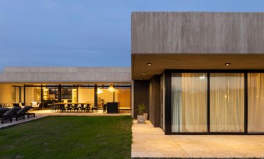 Casa en Oliveros