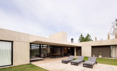 Casa en Oliveros