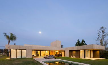 Casa en Oliveros