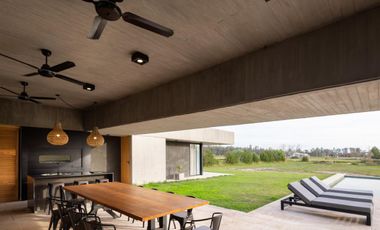Casa en Oliveros