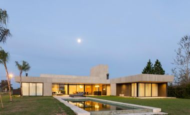 Casa en Oliveros