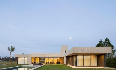 Casa en Oliveros