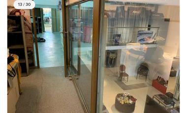 bajo de precio! Excelente Edificio  corporativo mas Local con 13 cocheras propias -