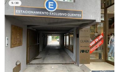 bajo de precio! Excelente Edificio  corporativo mas Local con 13 cocheras propias -