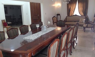 Exclusiva  y unica Residencia en venta 5 Dormitorios!!!!