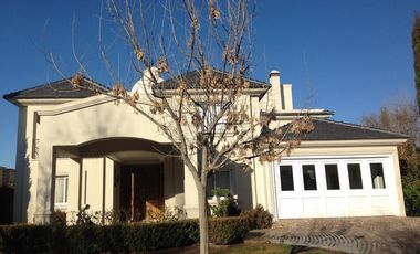 Exclusiva  y unica Residencia en venta 5 Dormitorios!!!!