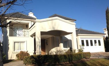 Exclusiva  y unica Residencia en venta 5 Dormitorios!!!!