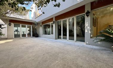 PRECIOSA CASA EN VENTA SIERRA PARACAIMA  LOMAS DE CHAPULTEPEC