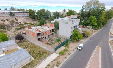 Dos Duplexs (en construcción) en Venta frente a barrio Bocahue y Parque Este