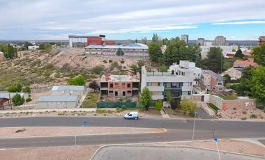Dos Duplexs (en construcción) en Venta frente a barrio Bocahue y Parque Este