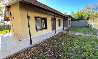 Casa en  Arroyo de la Cruz. Exaltación de la Cruz