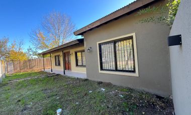 Casa en  Arroyo de la Cruz. Exaltación de la Cruz