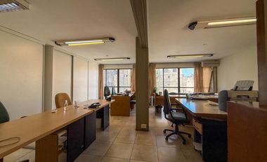 Venta oficinas galería La Favorita zona Centro, Rosario