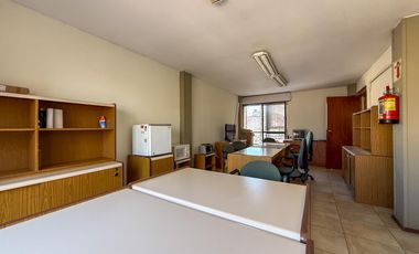 Venta oficinas galería La Favorita zona Centro, Rosario