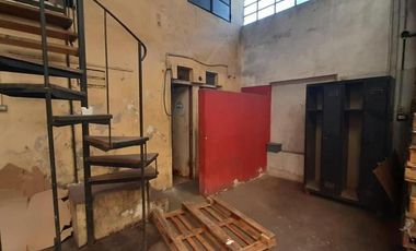 INMUEBLE INDUSTR./COMERC. S/RUTA 8 Y A 2 CALLES