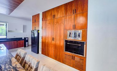 Casa en venta, zona norte de Mérida. Privada Hacienda Cholul