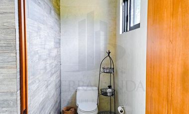 Casa en venta, zona norte de Mérida. Privada Hacienda Cholul