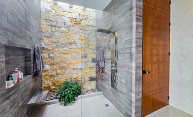 Casa en venta, zona norte de Mérida. Privada Hacienda Cholul