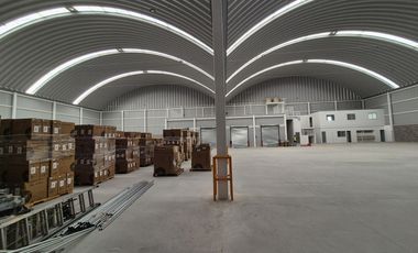 Bodega en renta de 2,600 m2 en Coacalco