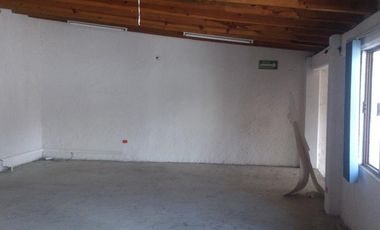 Renta de Oficina Comercial, céntrica, el carmen, 200 m2 techados, estacionamiento