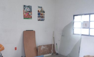 Renta de Oficina Comercial, céntrica, el carmen, 200 m2 techados, estacionamiento