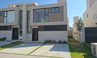 RENTA DE CASA EN FRACC. GARZA AZUL SAN MATEO ATENCO