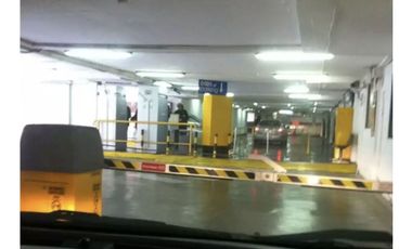 Estacionamiento En Mall Panoramico Providencia, Primer Subte
