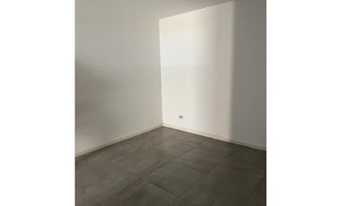 DEPARTAMENTO BENAVIDEZ  CENTRO -  PLANTA BAJA